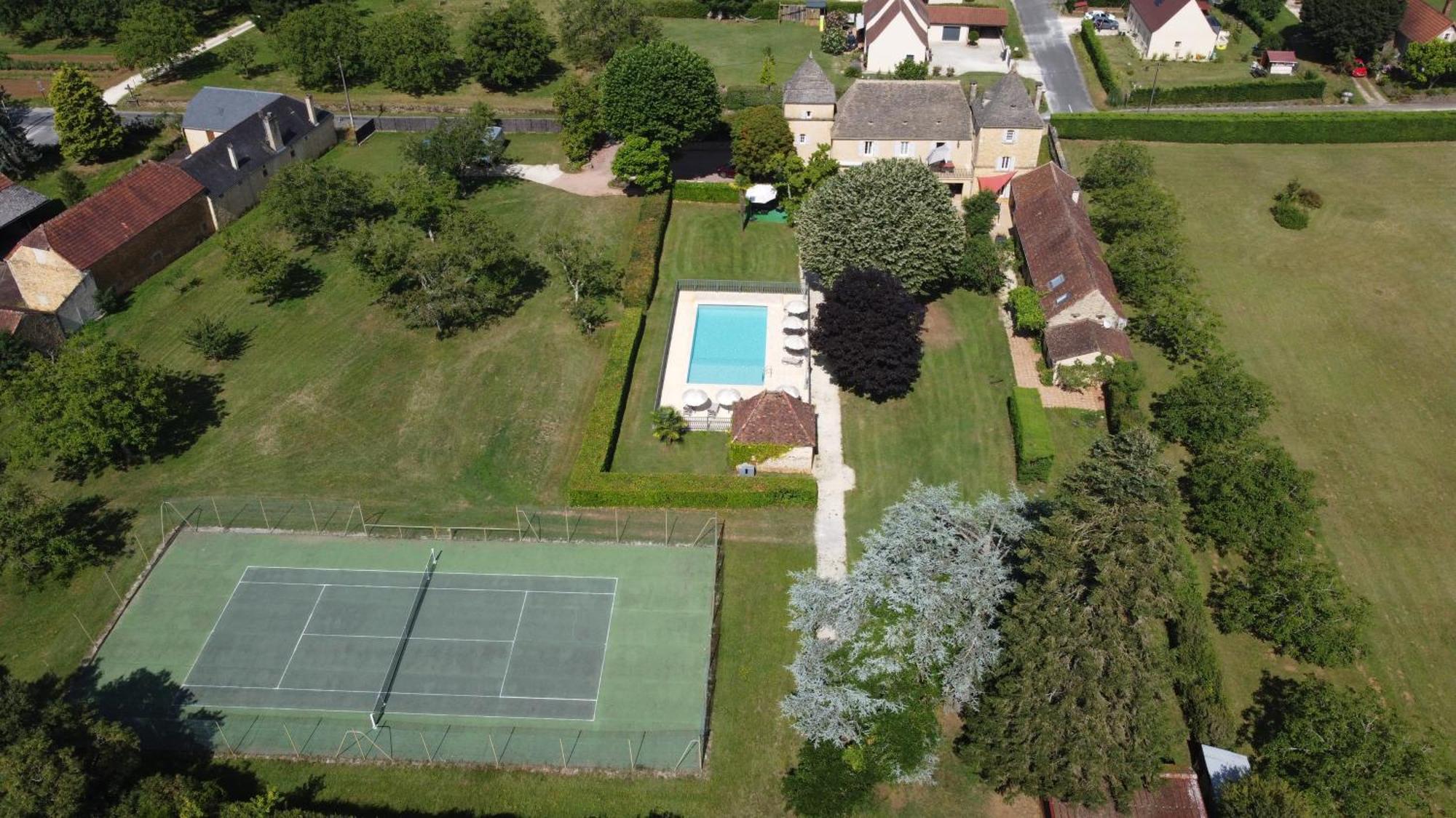 Domaine Jolidetour Climatise, Piscine Et Tennis Prives Ξενοδοχείο Saint-Crépin-et-Carlucet Εξωτερικό φωτογραφία