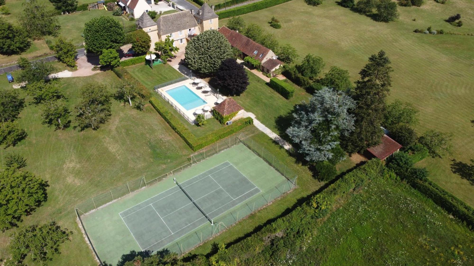 Domaine Jolidetour Climatise, Piscine Et Tennis Prives Ξενοδοχείο Saint-Crépin-et-Carlucet Εξωτερικό φωτογραφία